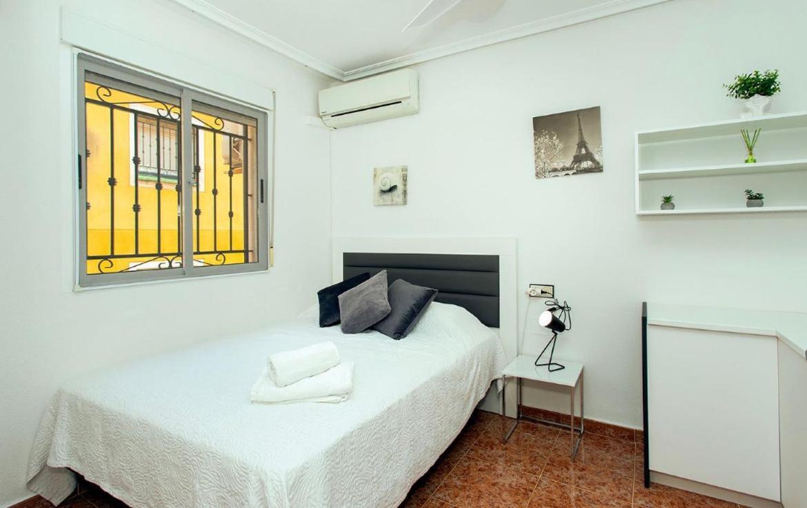 Bungalow La Herrada Los Montesinos Extérieur photo
