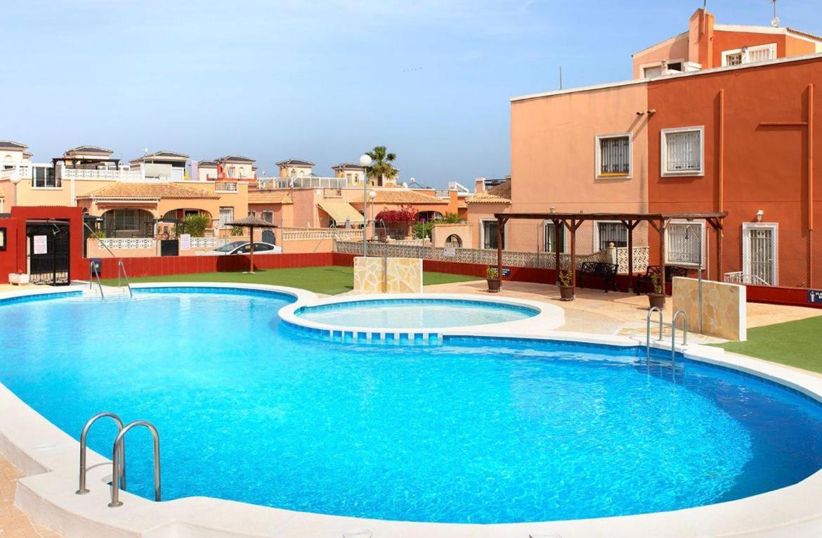 Bungalow La Herrada Los Montesinos Extérieur photo