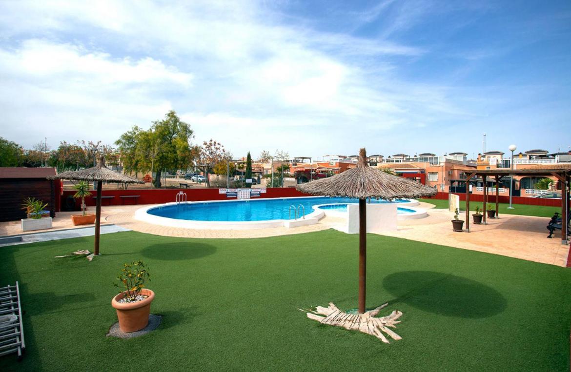 Bungalow La Herrada Los Montesinos Extérieur photo